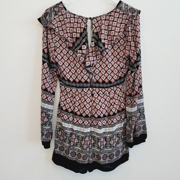 💕 Wild Blue Sadie Robertson Black Boho Romper Medium - Picture 7 of 15